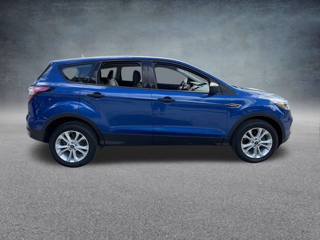 2017 Ford Escape S 4