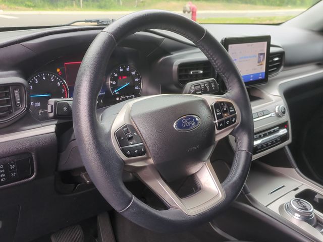Used 2023 White Ford XLT image 31