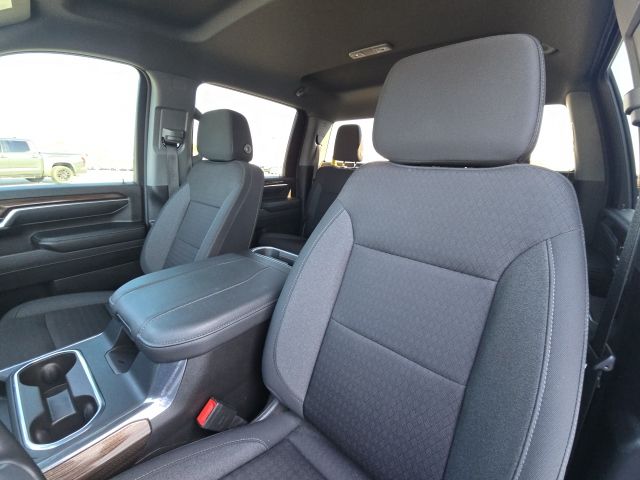 2024 Chevrolet Silverado 2500HD LT:45647A