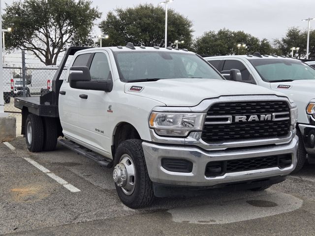 2024 RAM 3500 Chassis SLT Crew Cab LB DRW 4WD