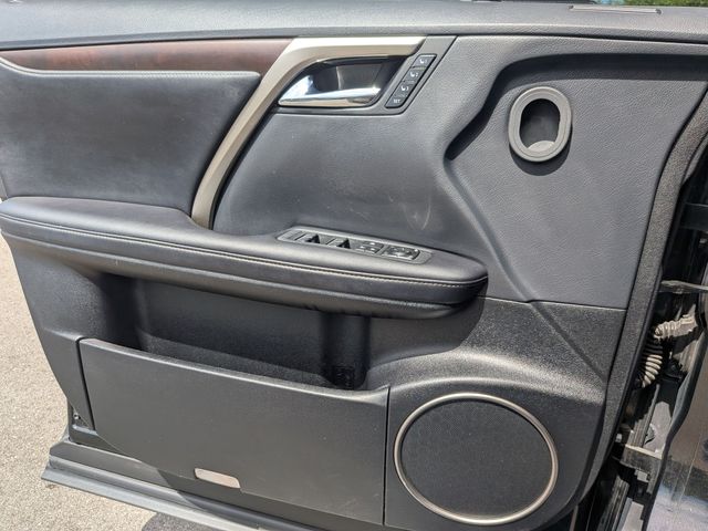 2021 Lexus RX - Image 15