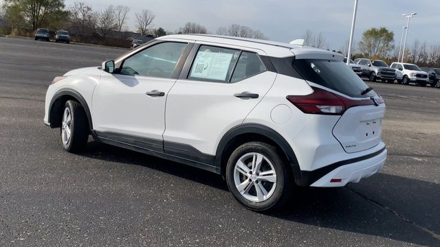 2021 Nissan Kicks S 6