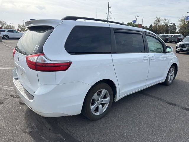 2015 White Toyota Sienna LE FWD Van