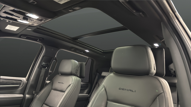 Used 2021 Onyx Black GMC Denali image 41