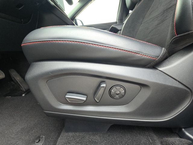 2025 Ford Explorer ST:167976A