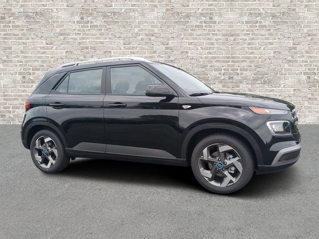 Onyx Black 2026 Hyundai Venue SUV / Crossover Front-Wheel Drive Continuously Variable Transmission