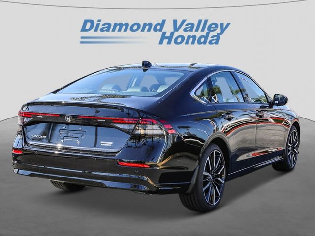 2025 Honda Accord Hybrid Touring 2