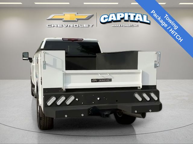 Used 2025 White Chevrolet LT image 5
