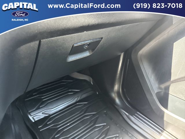 Used 2023 Gray Ford XLT image 27