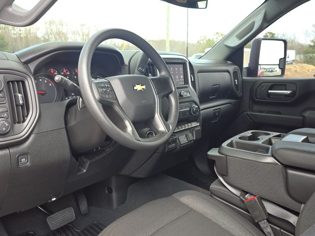 2026 Chevrolet Silverado 2500HD Custom:44913A