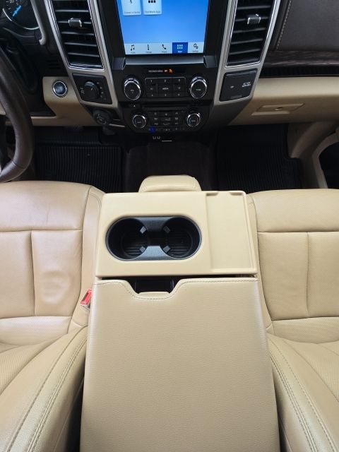 2018 Ford F-150 Lariat:45410C1