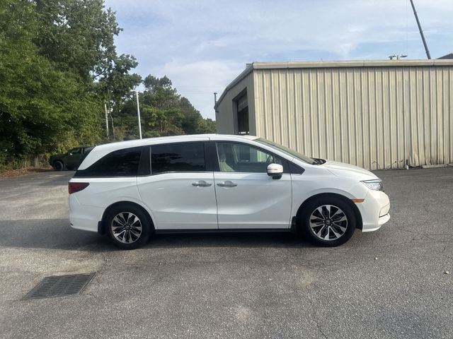 Used 2022 White Honda EX-L image 4