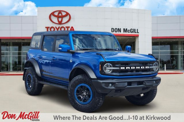 2021 Ford Bronco Outer Banks Blue at DeMontrond Ford
