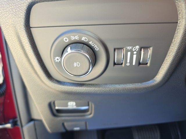 2025 Jeep Grand Cherokee Limited - Velvet Red Pearlcoat exterior view 14