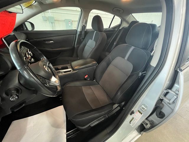 2021 Nissan Sentra SV photo