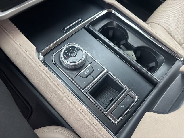 Used Car 2024 Ford Expedition  Xlt For Sale Under $50,000 In San Antonio, Texas