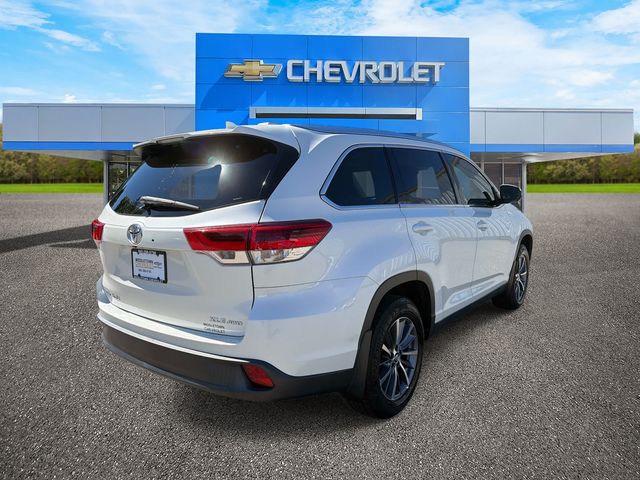 2019 Toyota Highlander - Image 6