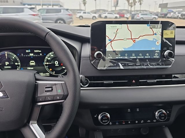 New 2025 Silver Mitsubishi SEL image 18