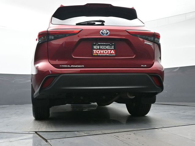 2021 Toyota Highlander Hybrid XLE 25