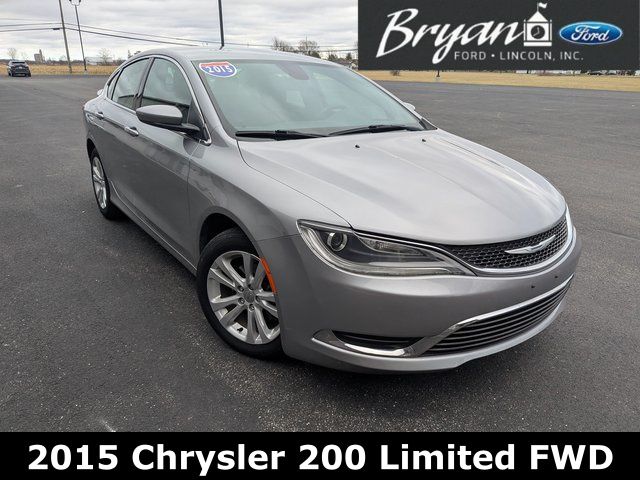 2015 Chrysler 200 Limited Sedan FWD