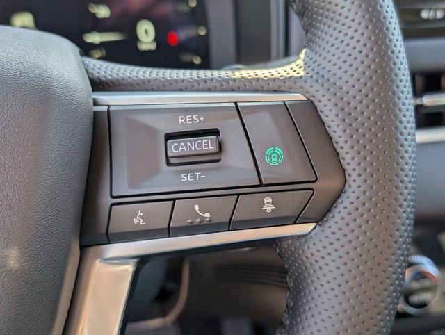 New 2026 Black Mitsubishi SE image 17