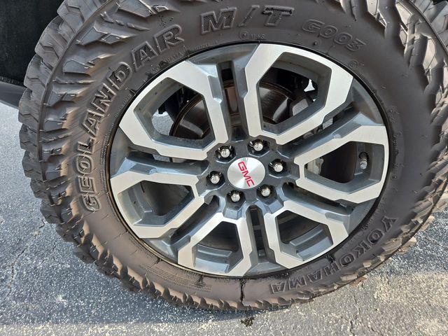 Used 2023 GMC Canyon Truck