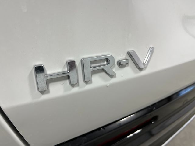 2025 Honda HR-V EX-L 8