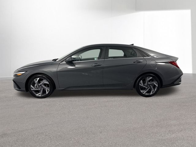 Used 2025 Hyundai Elantra For Sale in Indianapolis, IN