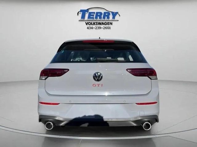 VolkswagenGolf GTI4