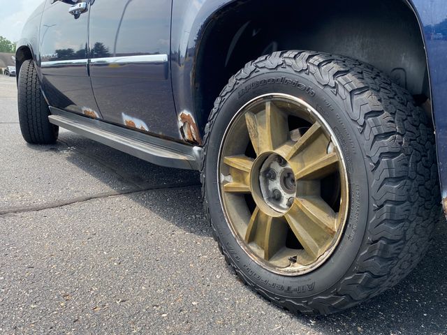 2009 Chevrolet Avalanche 1500 LTZ 11