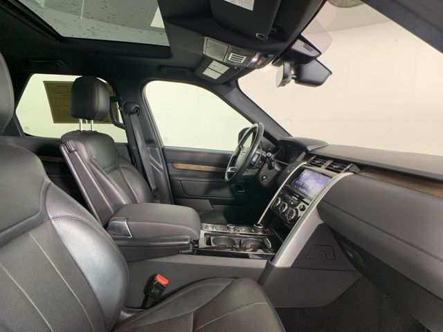 2019 Land Rover Discovery HSE 25