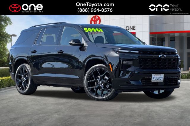 Black Metallic 2025 Chevrolet Traverse SUV / Crossover Four-Wheel Drive 8-Speed Automatic