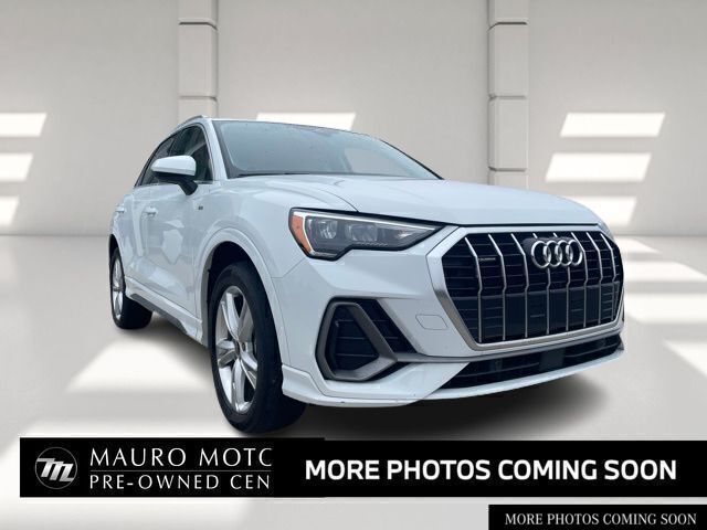 Glacier White 2022 Audi Q3 quattro Premium S Line 45 TFSI SUV / Crossover All-Wheel Drive 8-Speed Automatic