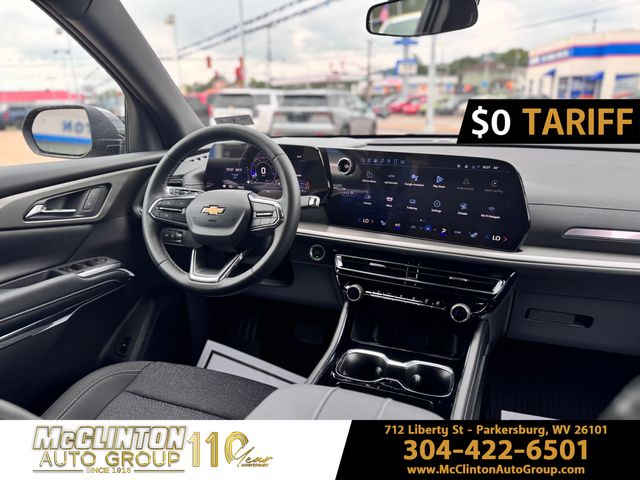 2025 Mosaic Black Metallic Chevrolet Traverse LT AWD SUV