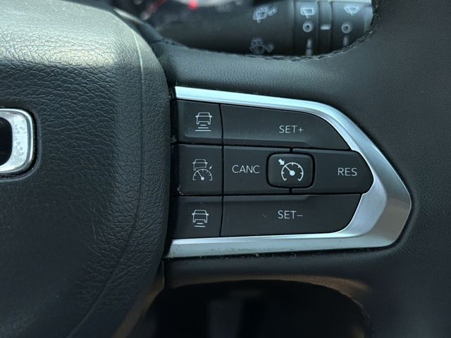 Used 2024 Silver Jeep Limited image 15