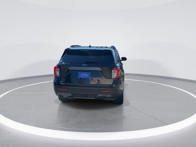 Used 2023 Black Ford XLT image 3