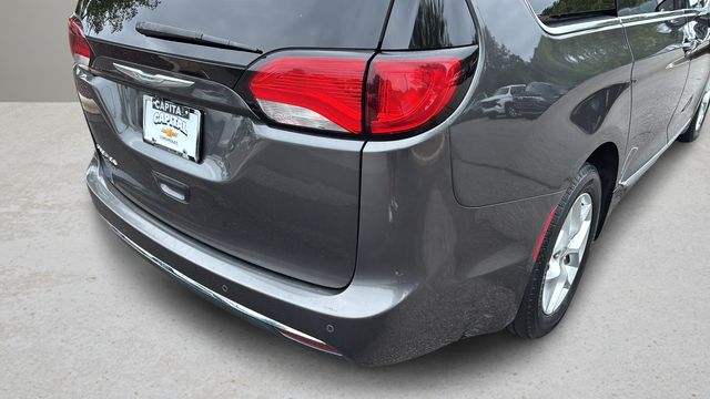Used 2017 Gray Chrysler Touring L Plus image 42