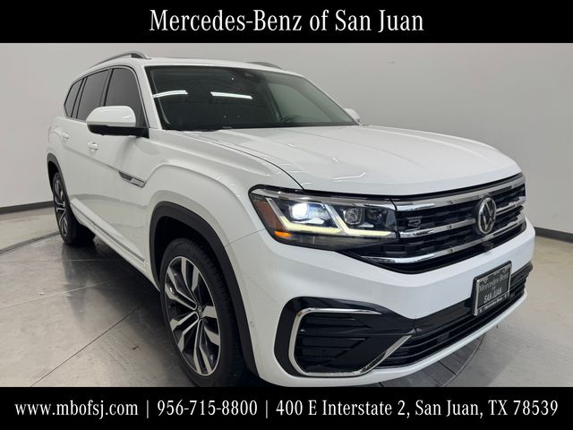 Pure White 2022 Volkswagen Atlas SUV / Crossover All-Wheel Drive 8-Speed Automatic
