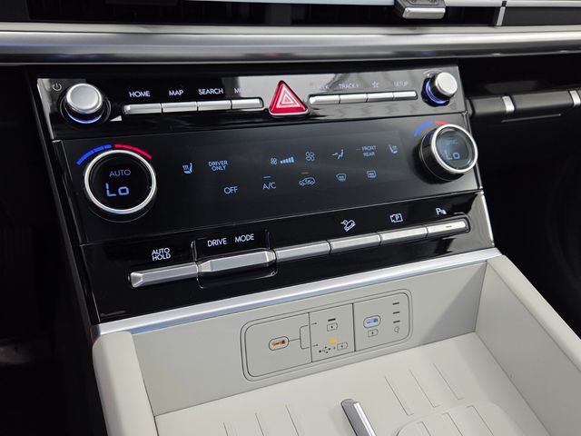 New 2026 White Hyundai SEL image 19