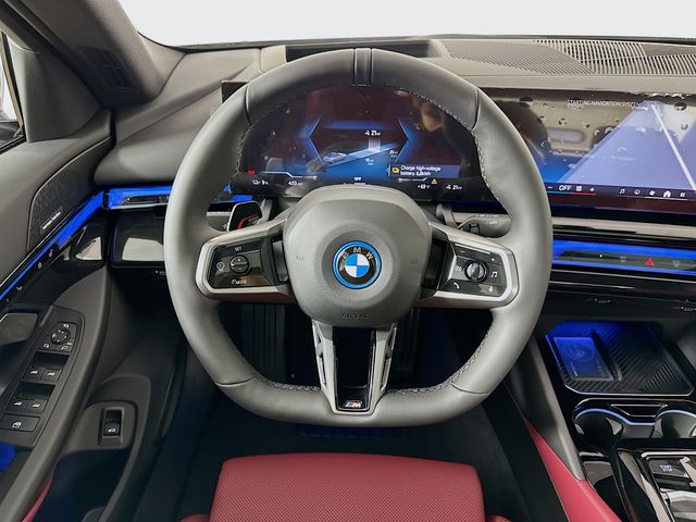 2025 BMW i5 xDrive40 11