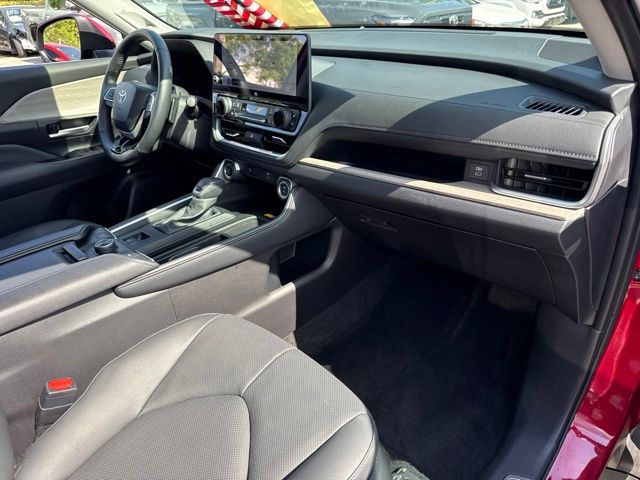 2026 Toyota Grand Highlander Platinum - Photo 16