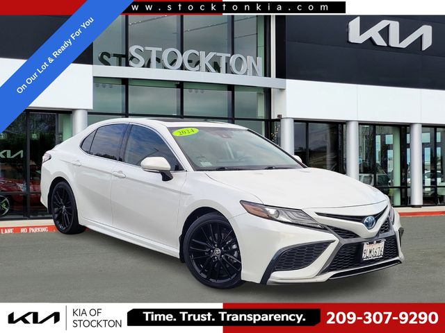 Pearl 2024 Toyota Camry Hybrid Sedan Front-Wheel Drive Continuously Variable Transmission