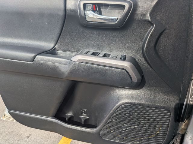 2021 Toyota Tacoma - Image 14