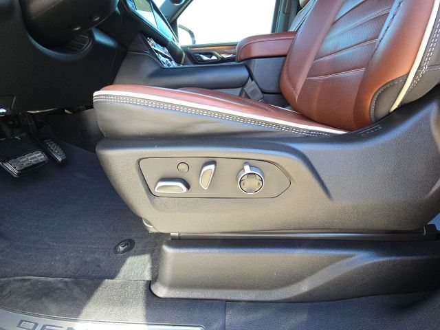 2024 GMC Yukon Denali Ultimate:C02471