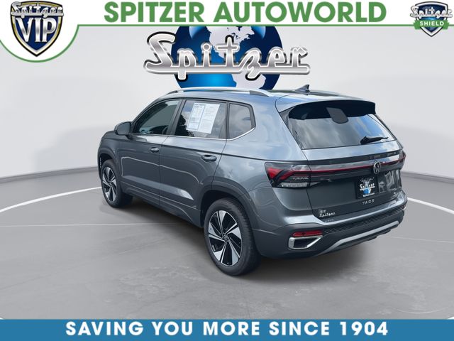 Certified Used 2025 Gray Volkswagen 1.5T SE image 7