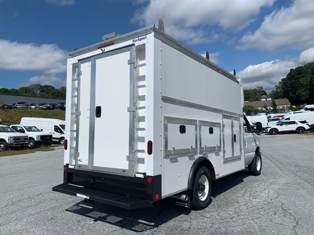 2025 Ford E-350SD Base 5