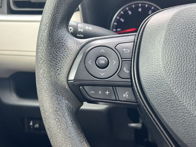 Used 2022  Toyota XLE image 27