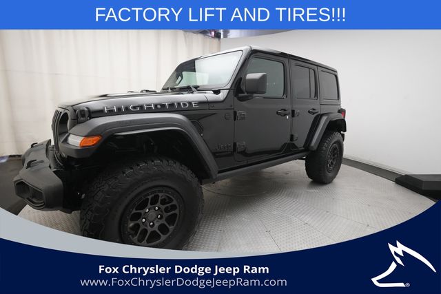Black Clearcoat 2022 Jeep Wrangler SUV / Crossover Four-Wheel Drive 8-Speed Automatic