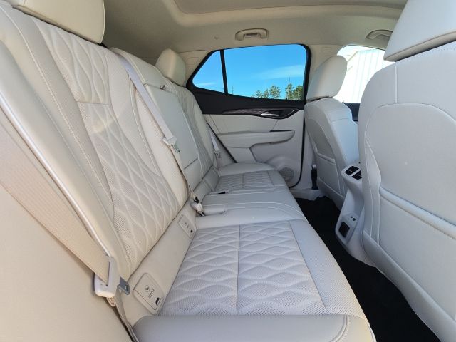 2023 Buick Envision Avenir:C02541