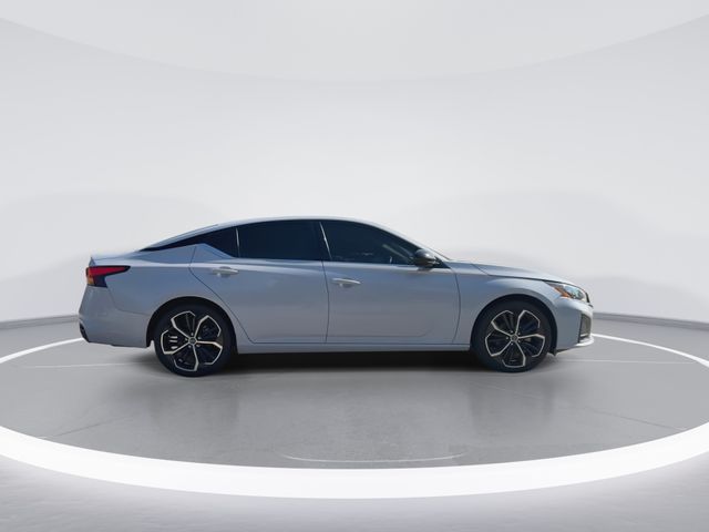 Used 2024 Gray Nissan 2.5 SR image 9